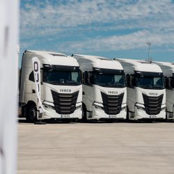 ARES LOGISTICS, 50 ADETLİK IVECO S-WAY SİPARİŞİNİN 11 ADETİNİ TESLİM ALDI