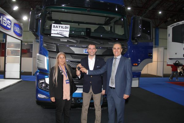 TALAY LOGISTICS ELEKTRİKLİ ÇEKİCİ FİLOSUNU  HABAŞ’IN YERLİLERİ İLE GÜÇLENDİRDİ,  3 ADET HBS STEELPOWER-e SATIN ALDI