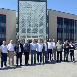 KÂMİL KOÇ VE MAN’DAN GÜÇLÜ İŞ BİRLİĞİ ZİYARETİ